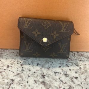 Louis Vuitton Victorine wallet